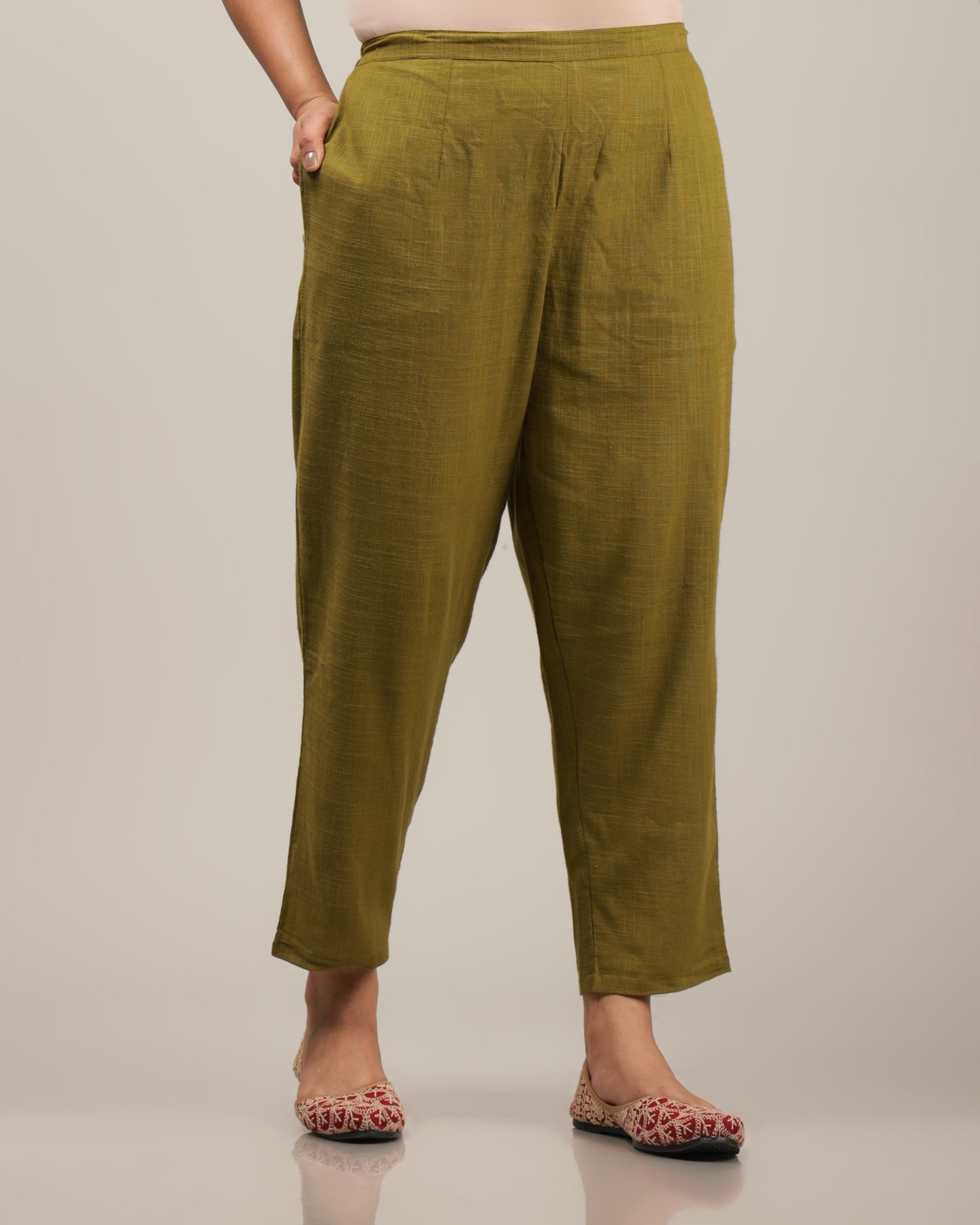 Natural Cotton Solid Green Tapered Trousers