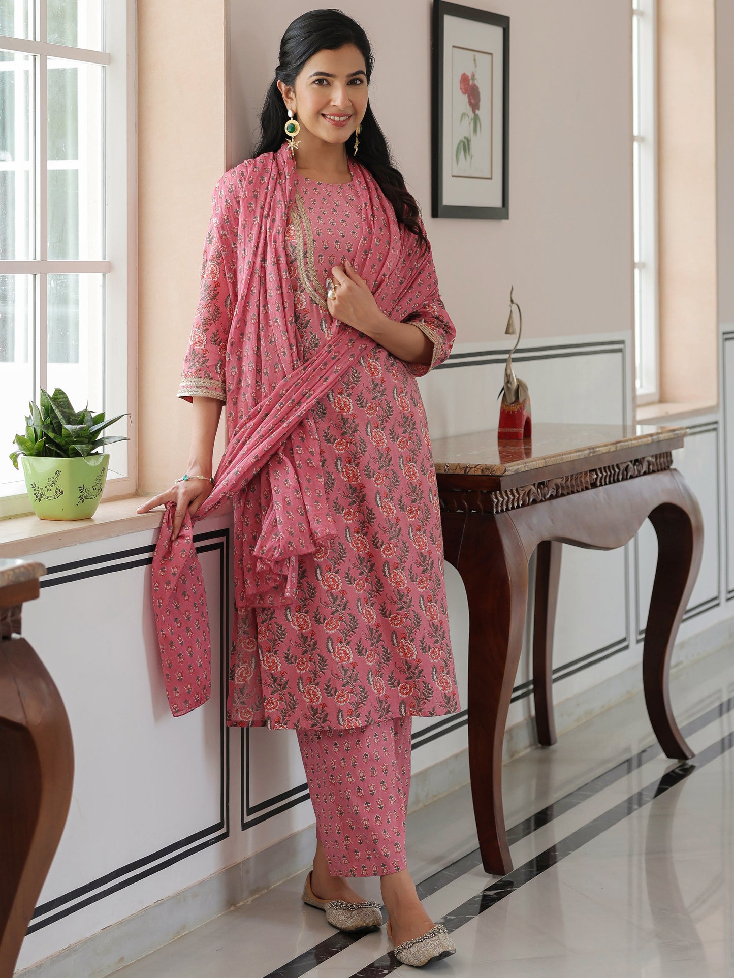 Soft Cotton Floral Straight Pink Kurta