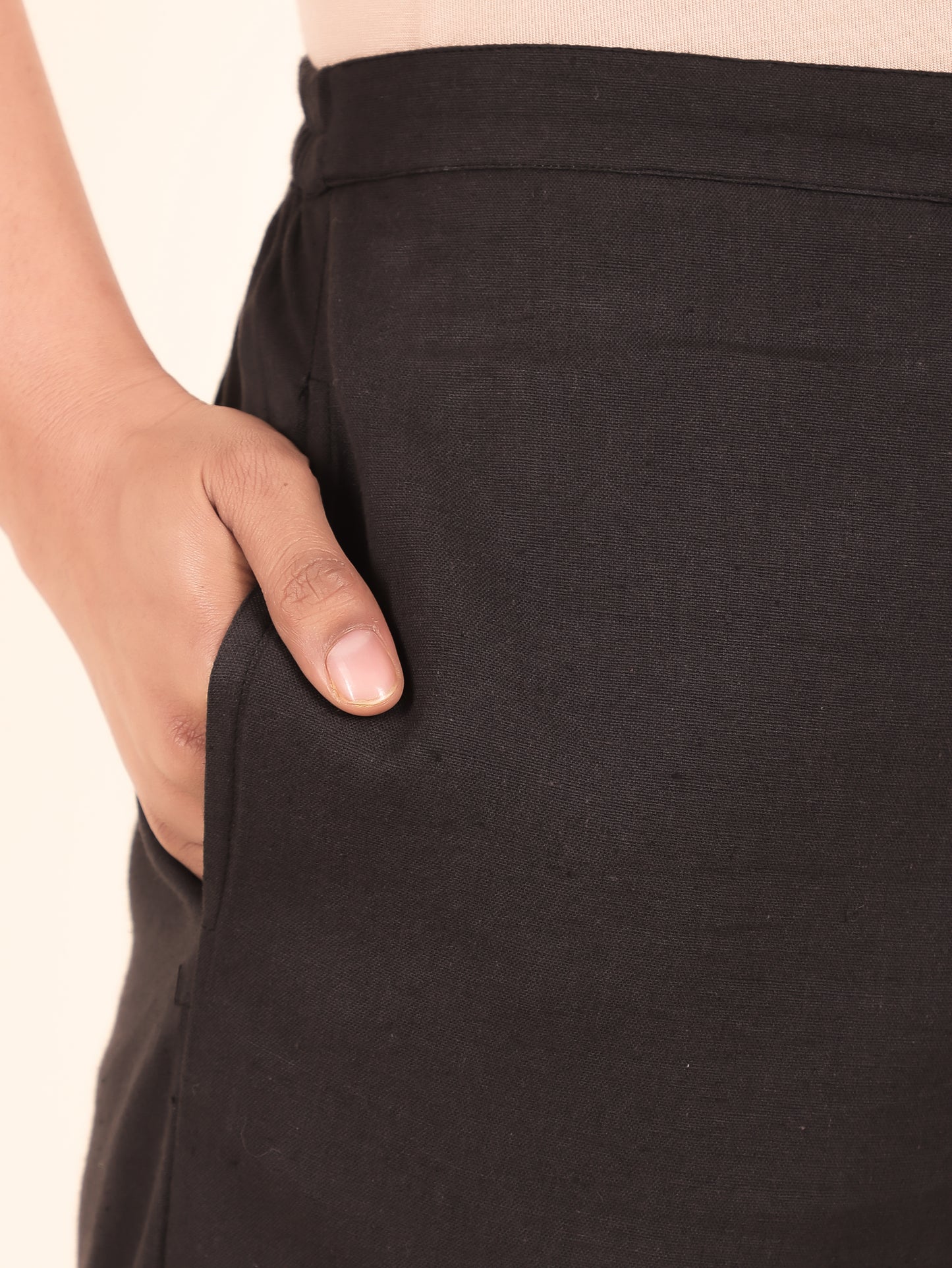 Linen Cotton Solid A-line Black Kurta