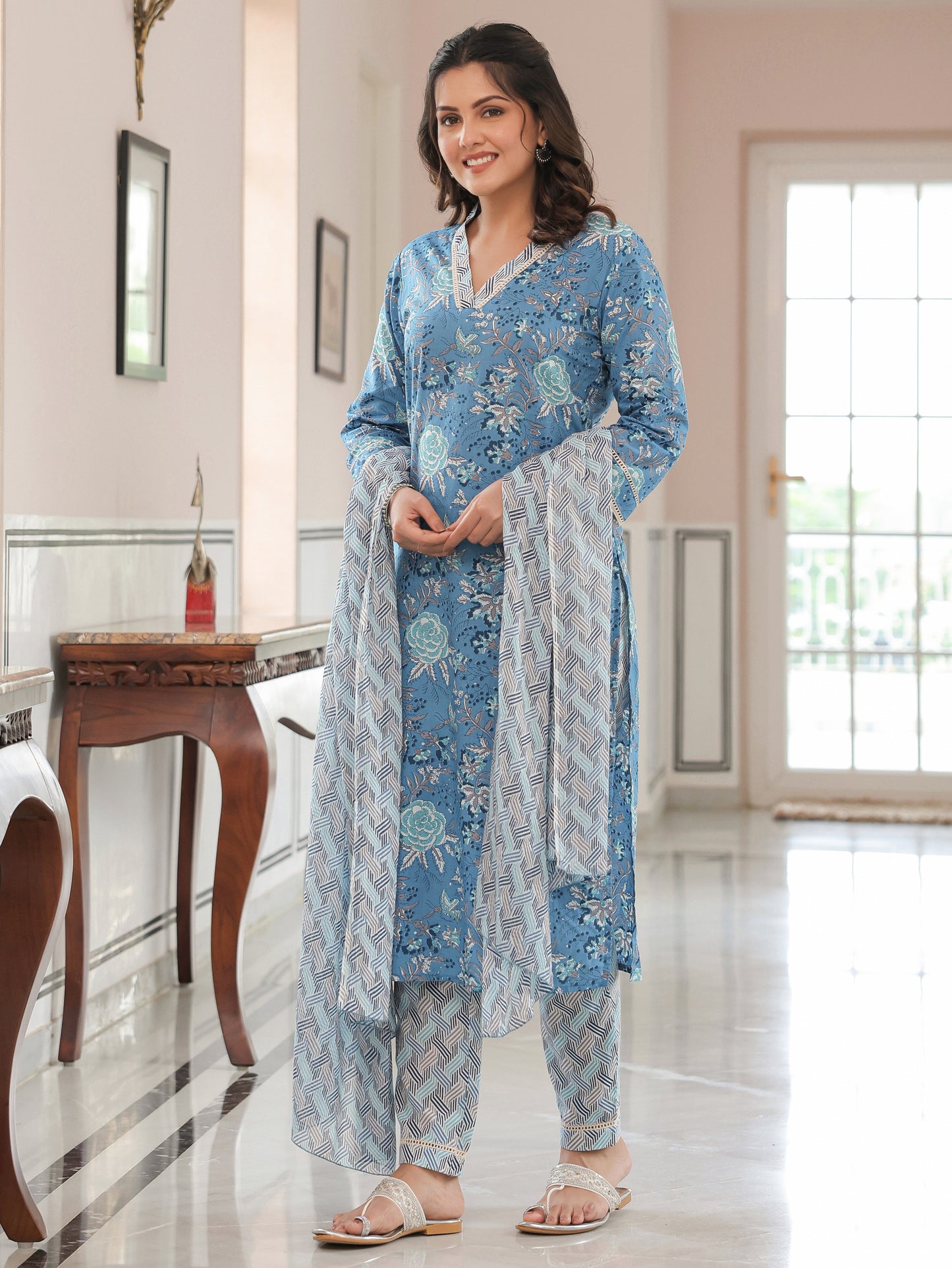 Soft Cotton Floral Straight Blue Kurta