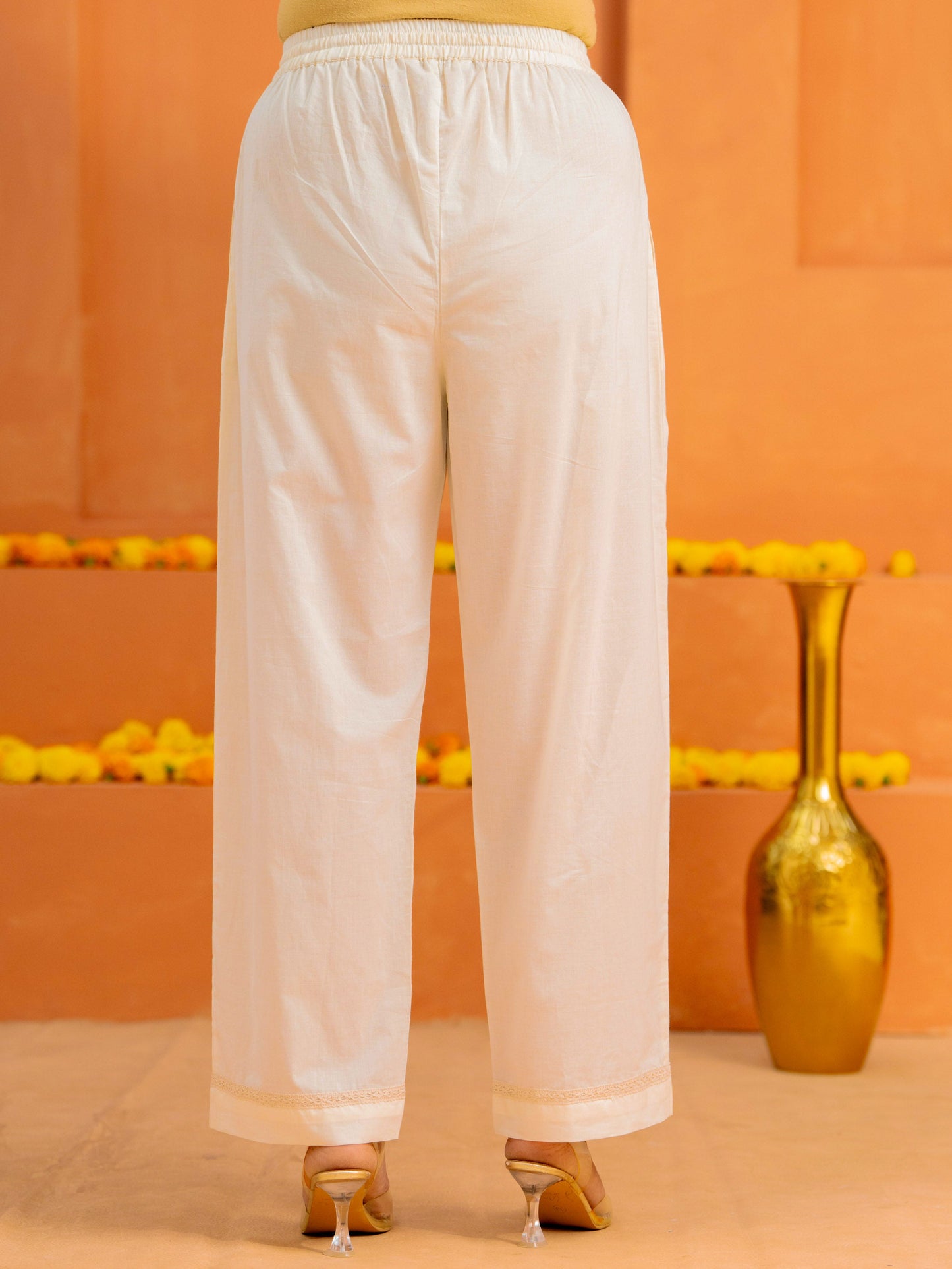 Soft cotton Solid Off White Regular Trousers