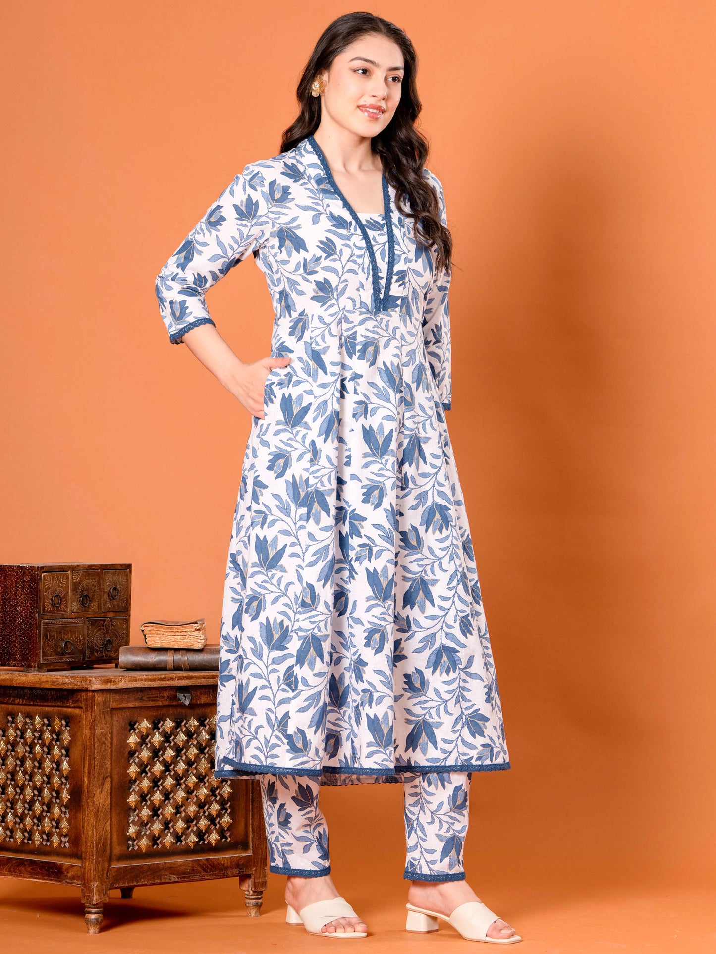 Linen Cotton Floral Anarkali Blue Kurta