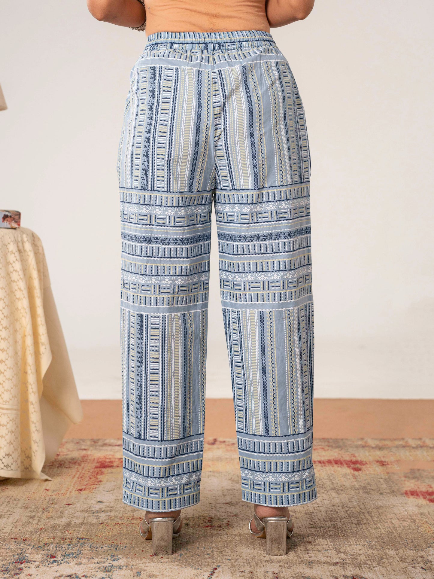 Soft cotton Geometric Straight Blue Kurta