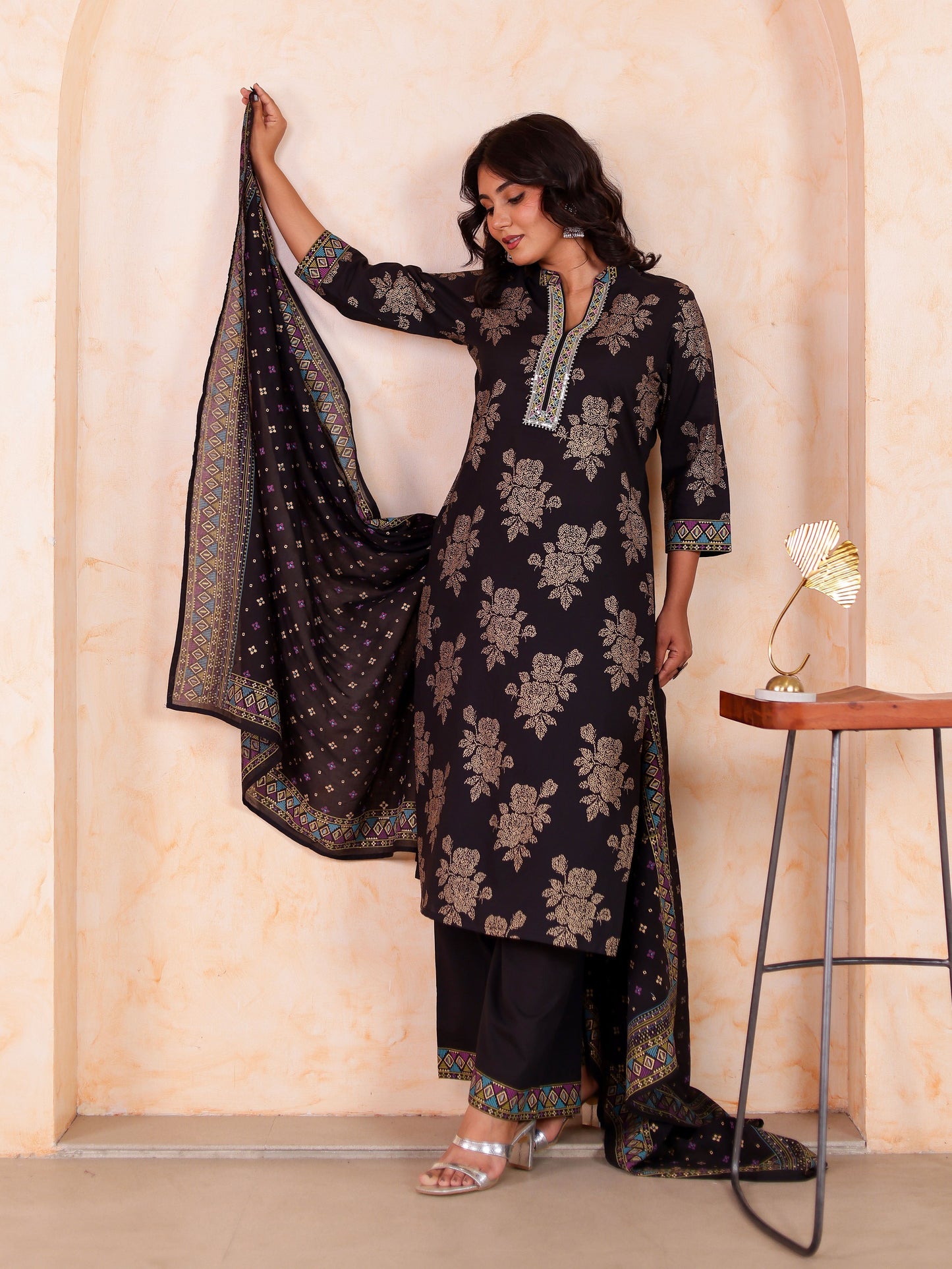 Cotton voile Butti Black Dupatta