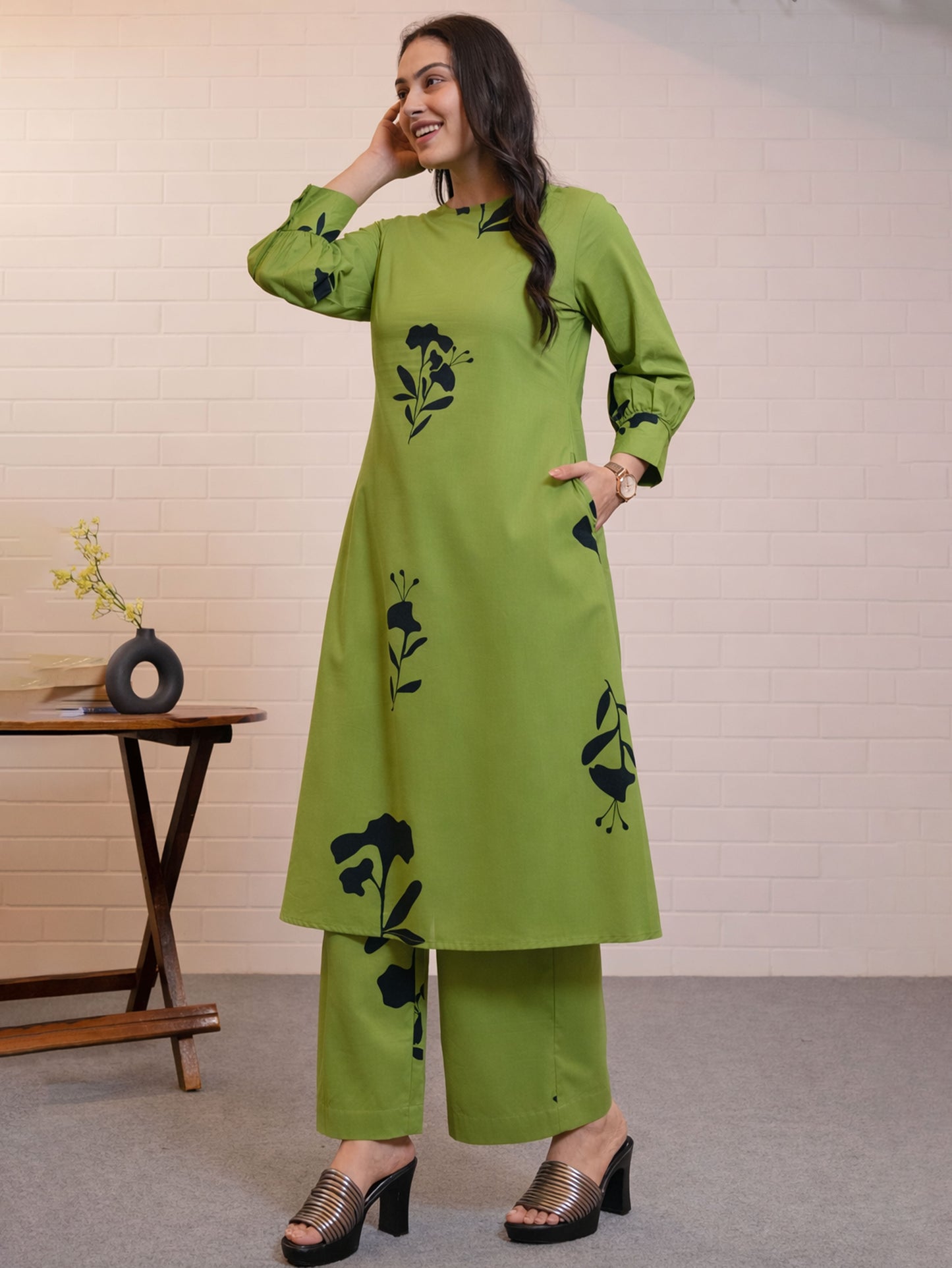 Soft Cotton Floral Straight Green Kurta