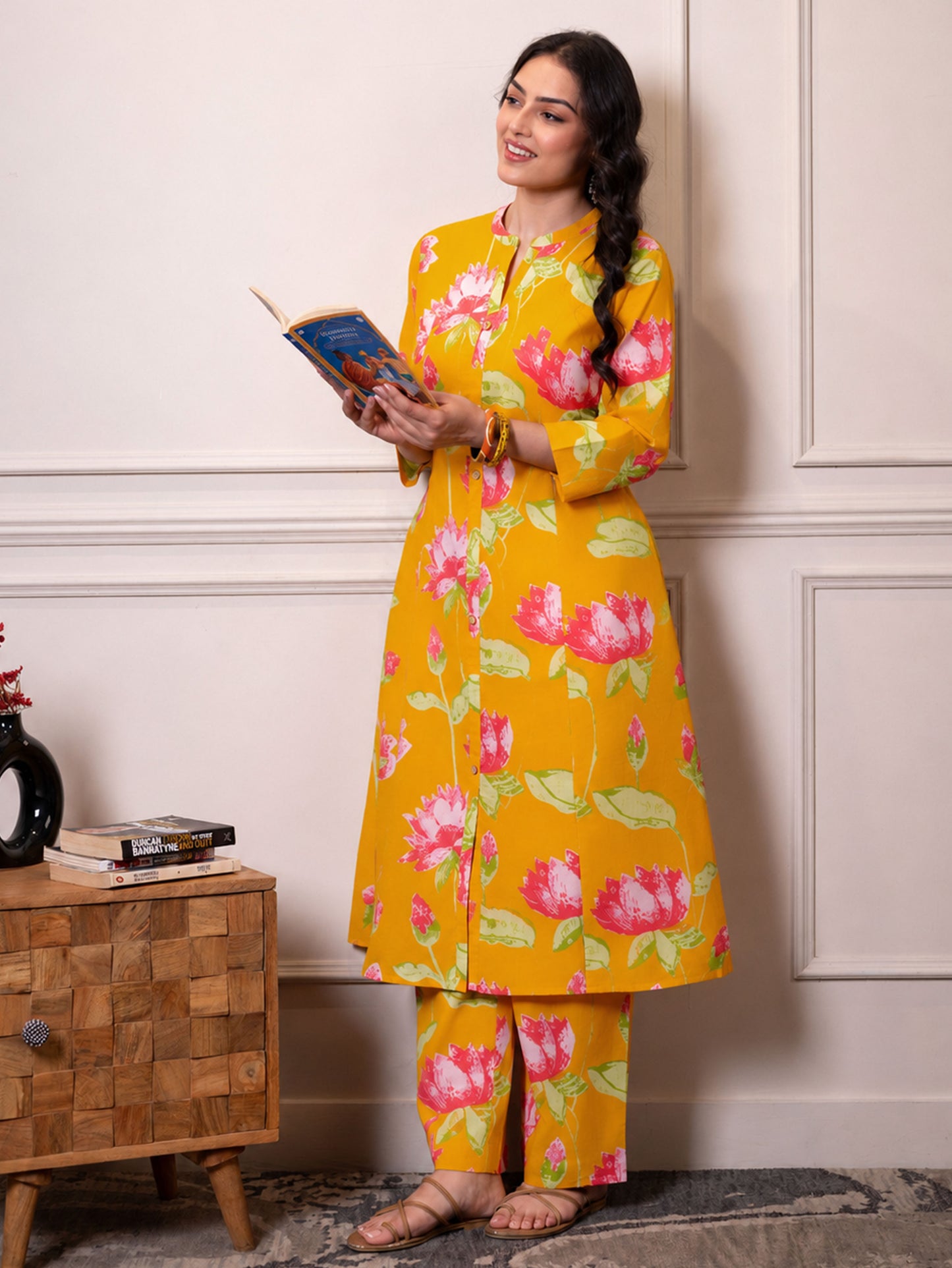 Soft cotton Floral Straight Yellow Kurta