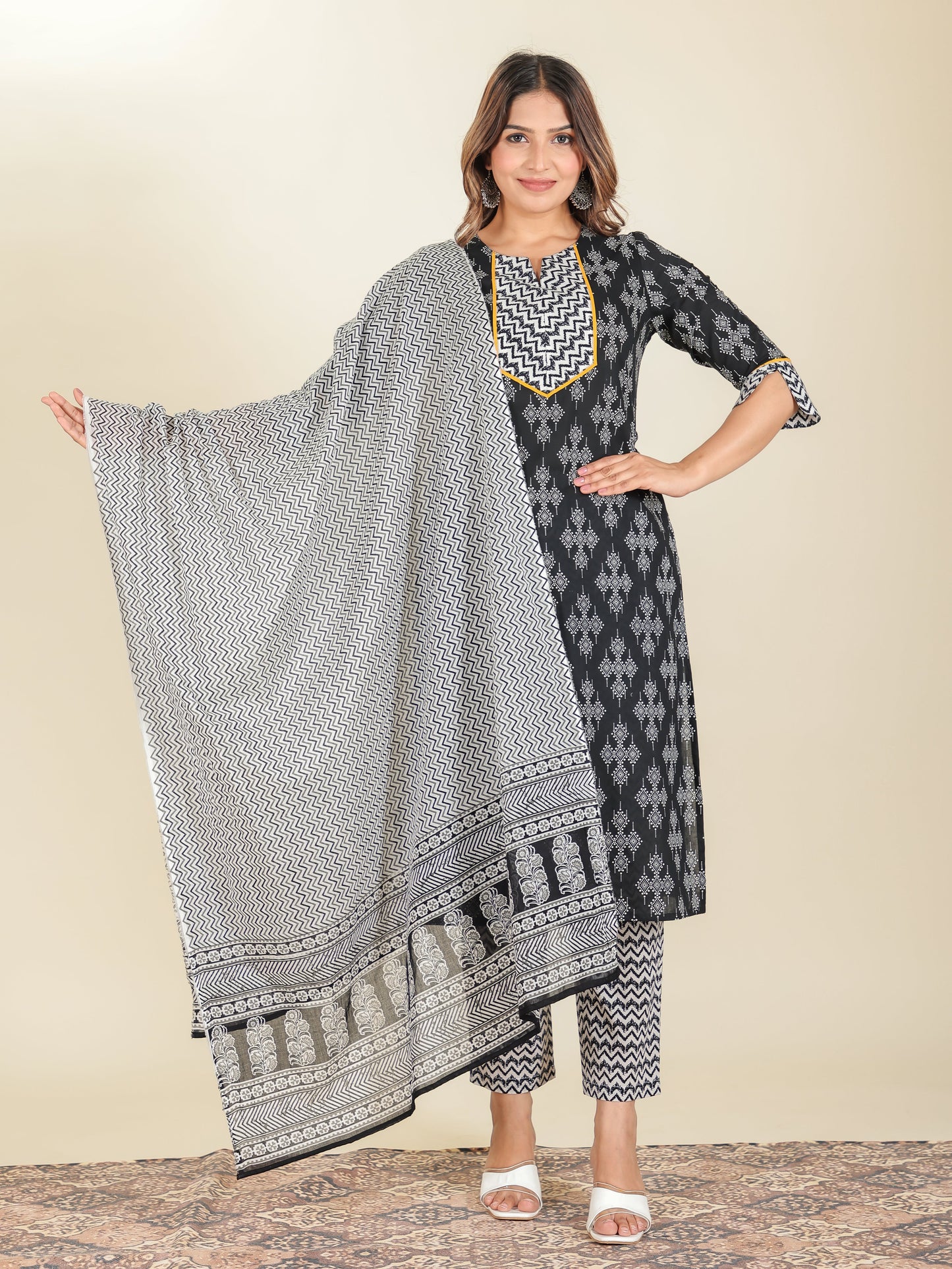Voile Cotton Chevron Black Dupatta