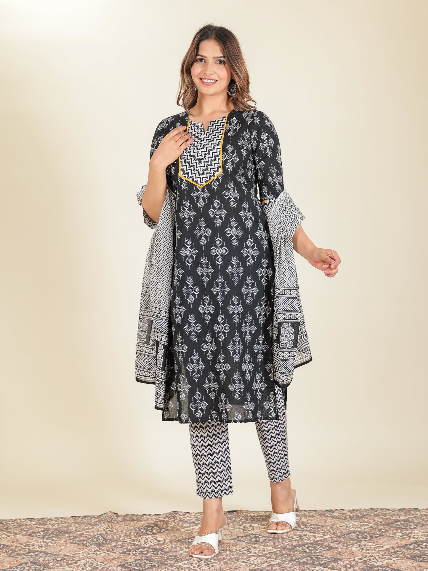 Soft Cotton Geometric Straight Black Kurta