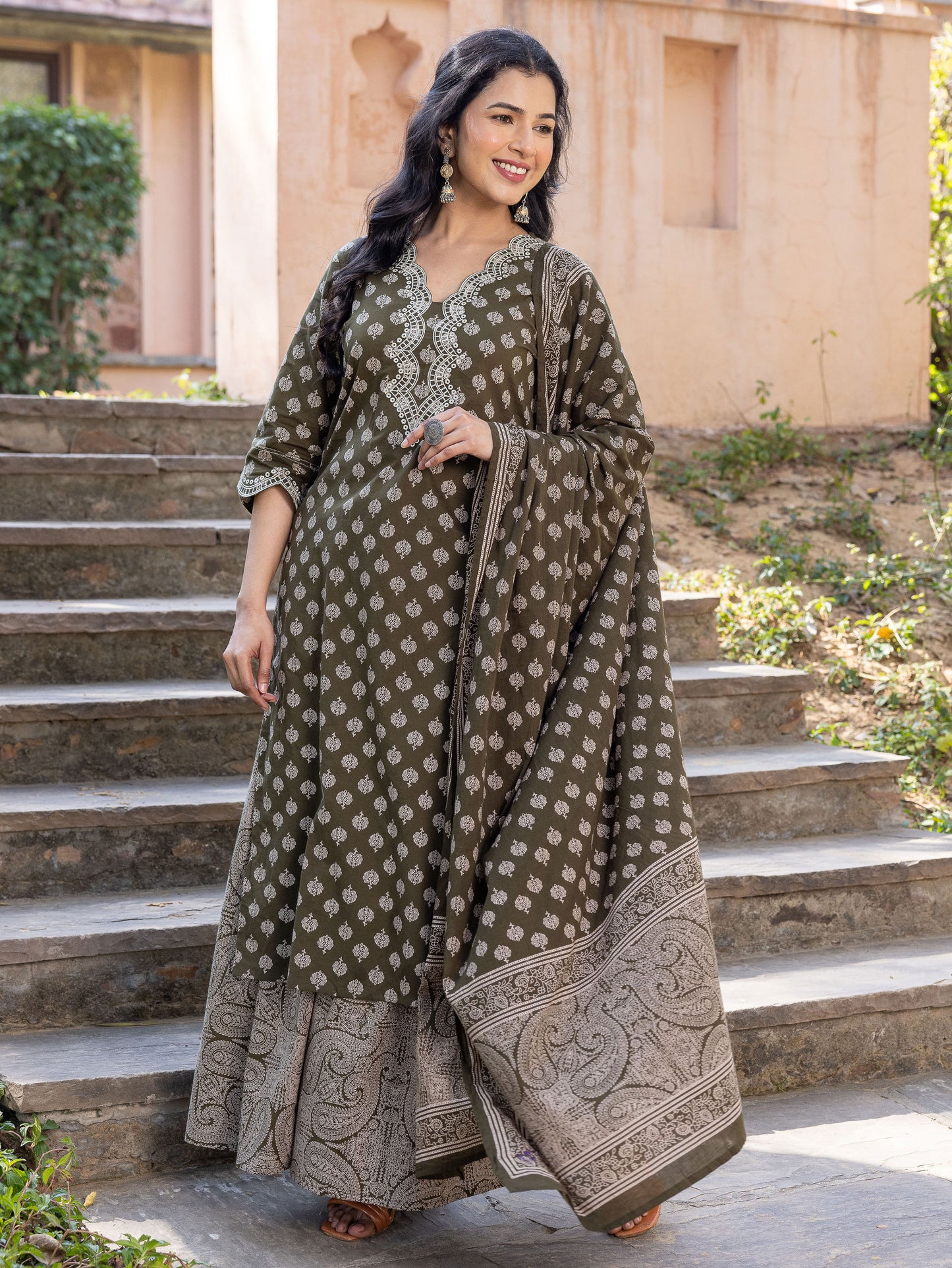 Embroidered Soft Cotton Floral Straight Green Kurta