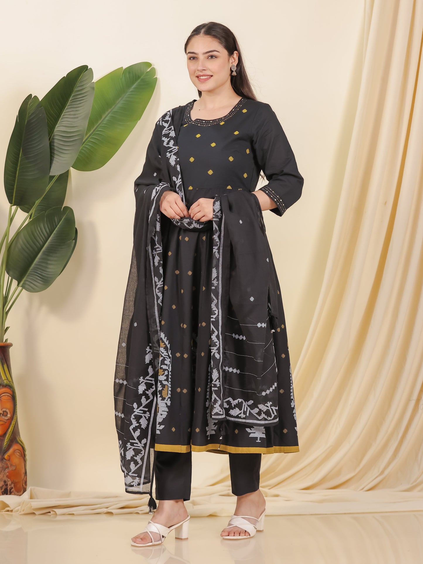Cotton Voile Geometric Black Dupatta