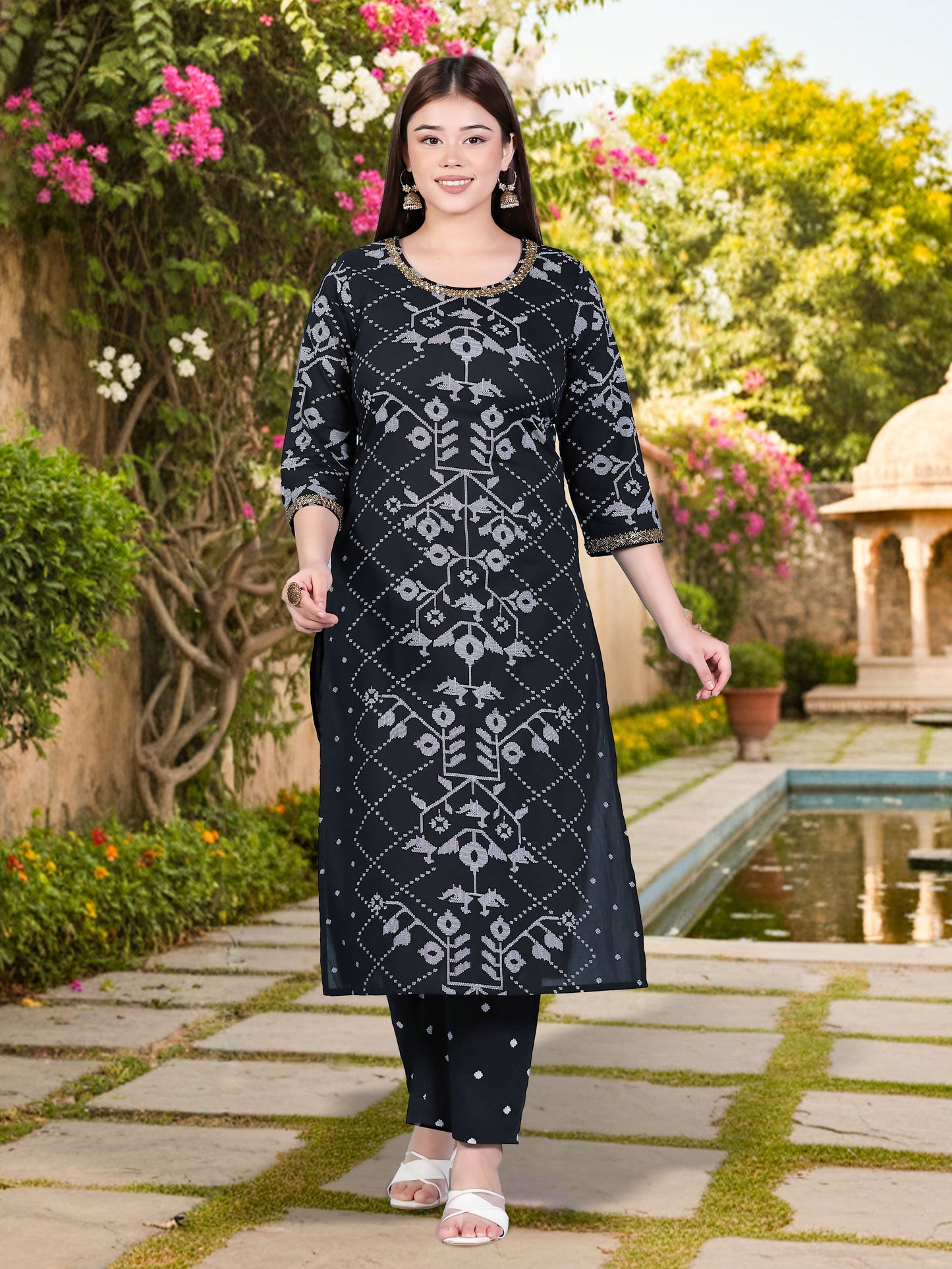Soft Cotton Geometric Straight Black Kurta
