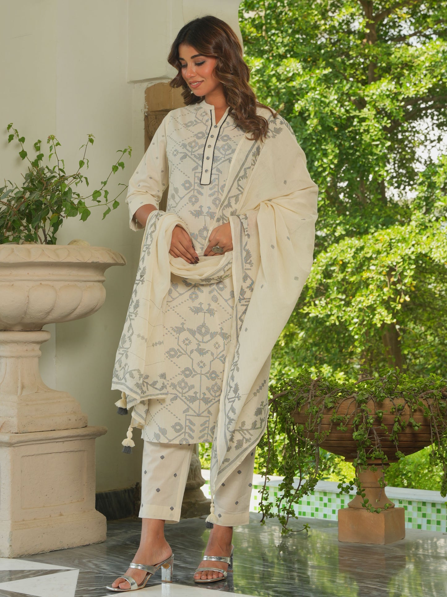 Cotton Voile Geometric Beige Dupatta
