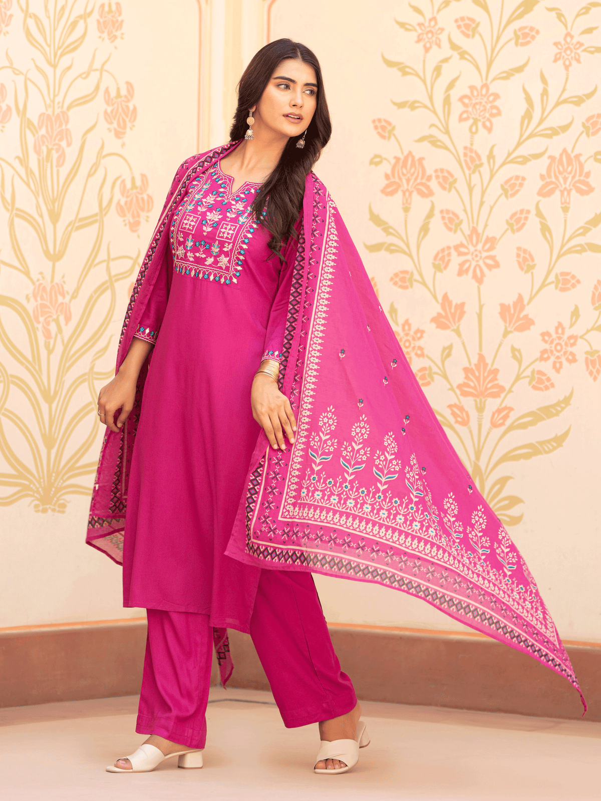 Embroidered Viscose Solid Straight Pink Kurta