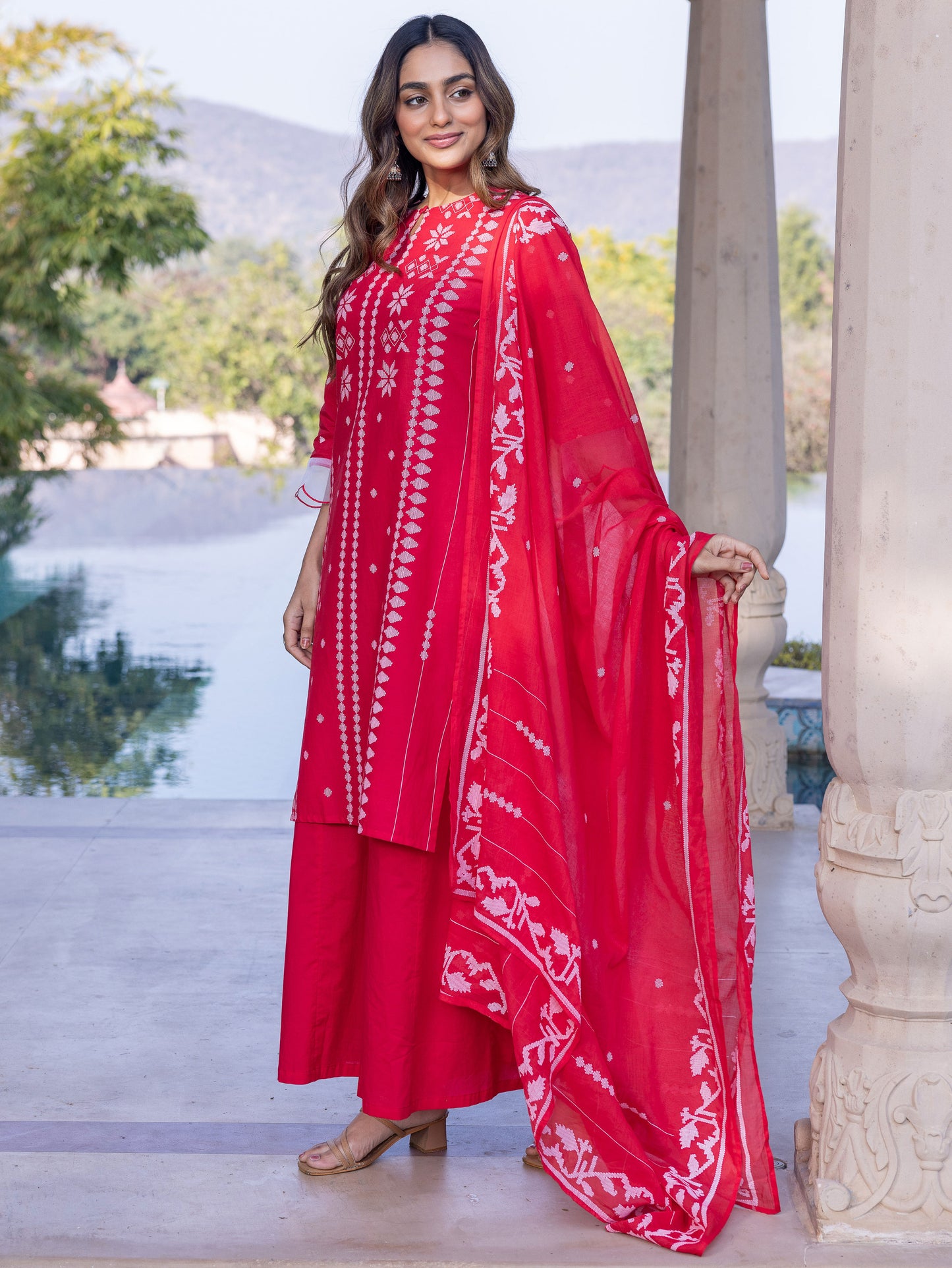 Cotton Voile Geometric Red Dupatta