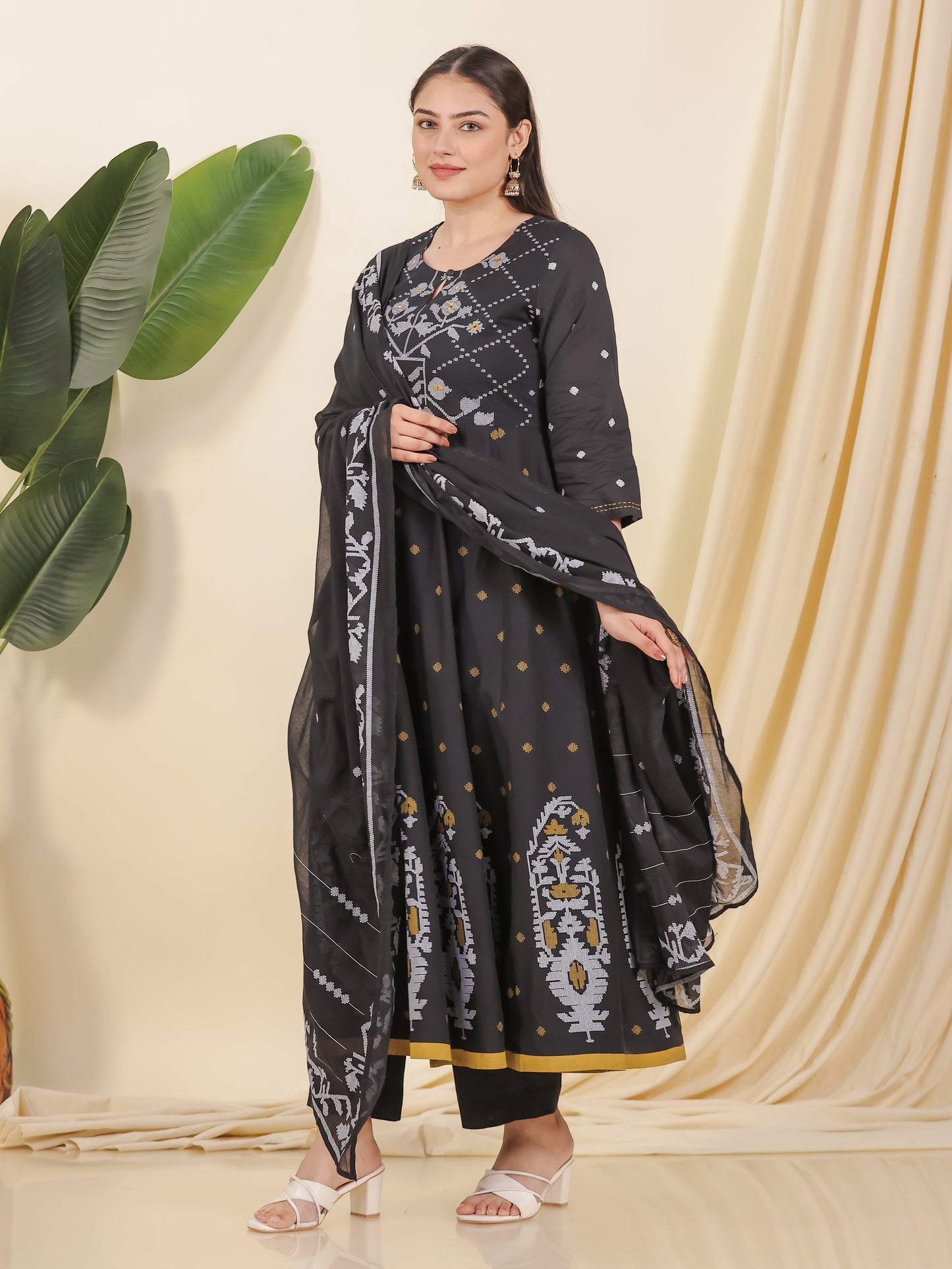 Cotton Voile Geometric Black Dupatta