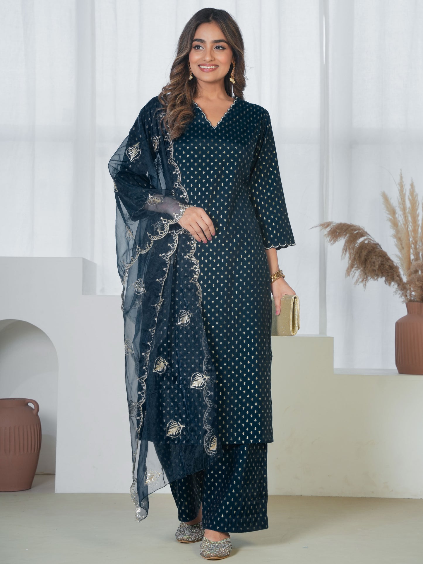 Embroidered Blended Silk Gold foil Straight Navy Blue Kurta