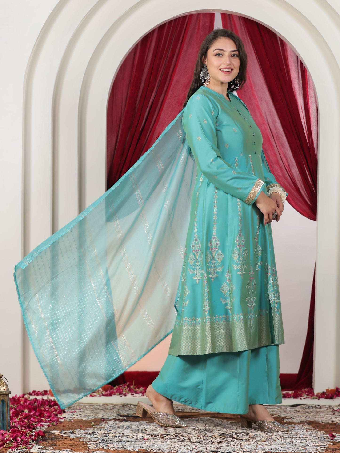 Georgette Solid Turquoise Dupatta