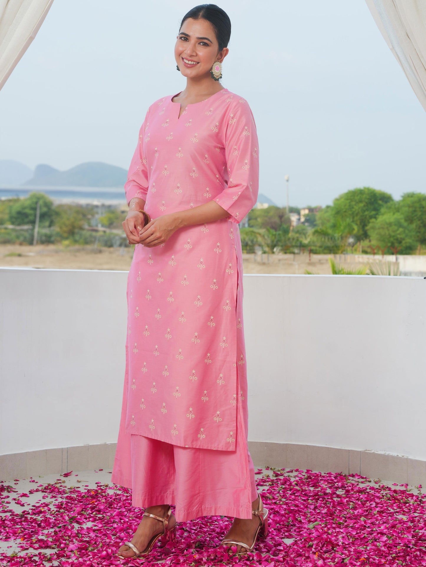 Self Design Chanderi Gold foil Straight Pink Kurta