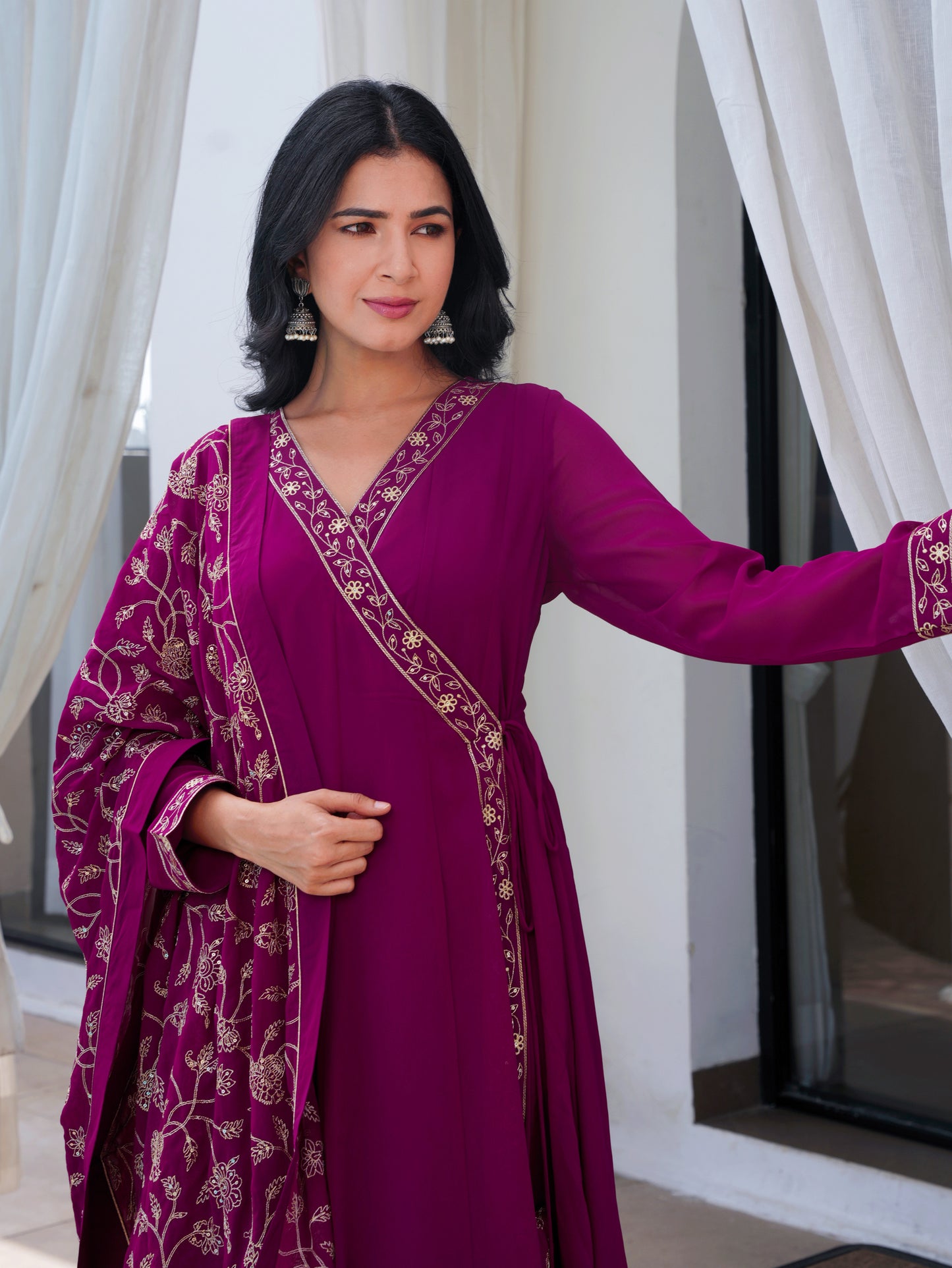 Embroidered Solid Wine Dupatta
