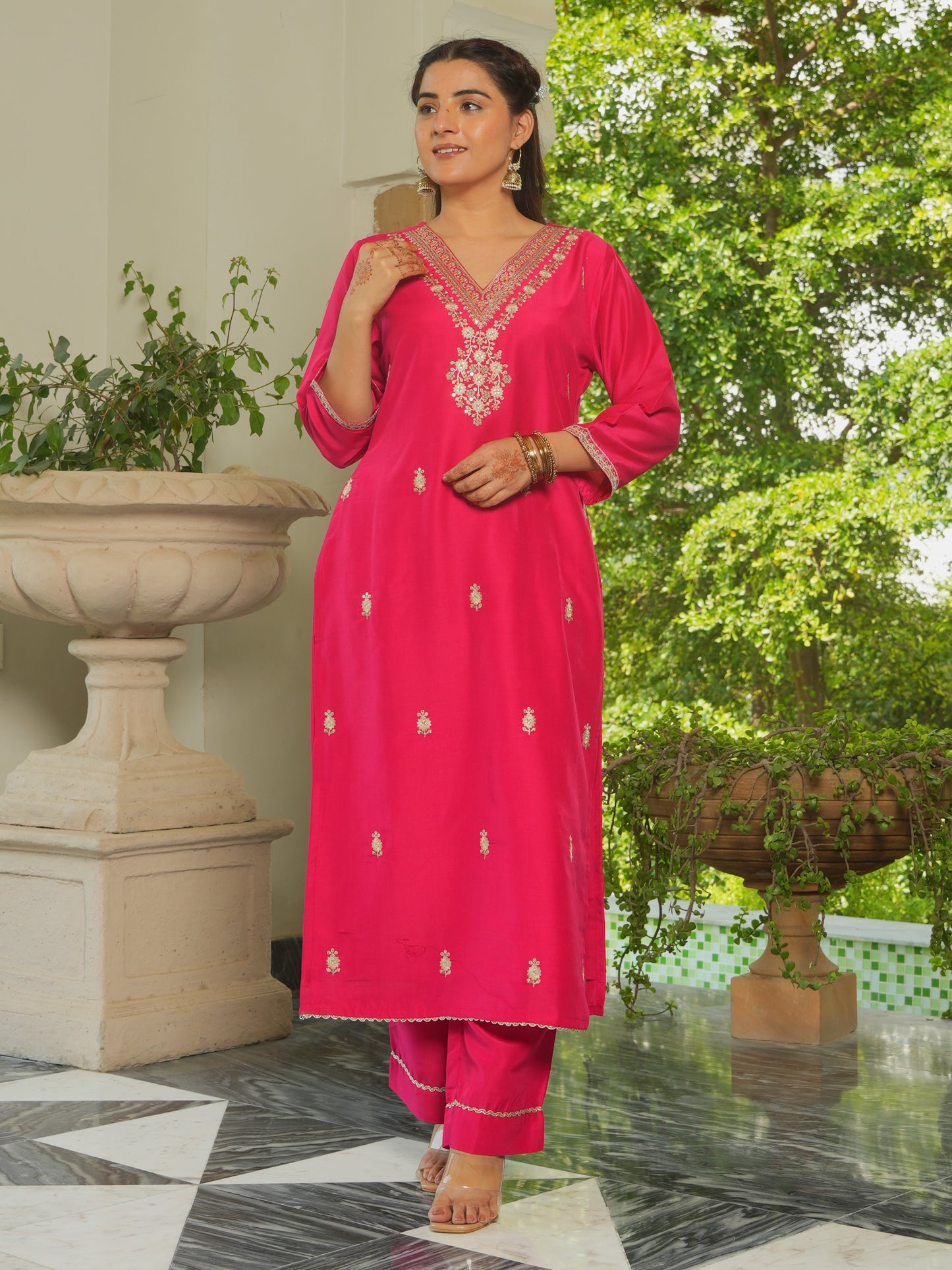 Embroidered Chanderi Solid Burnt Pink Kurta