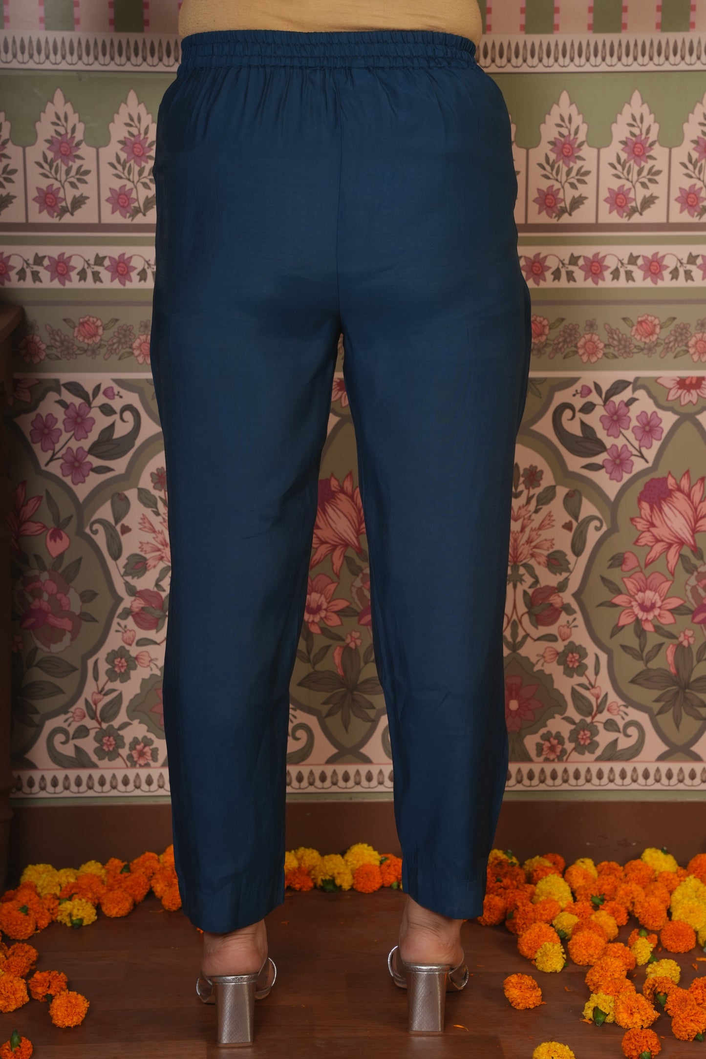Roman silk Solid Teal Trousers