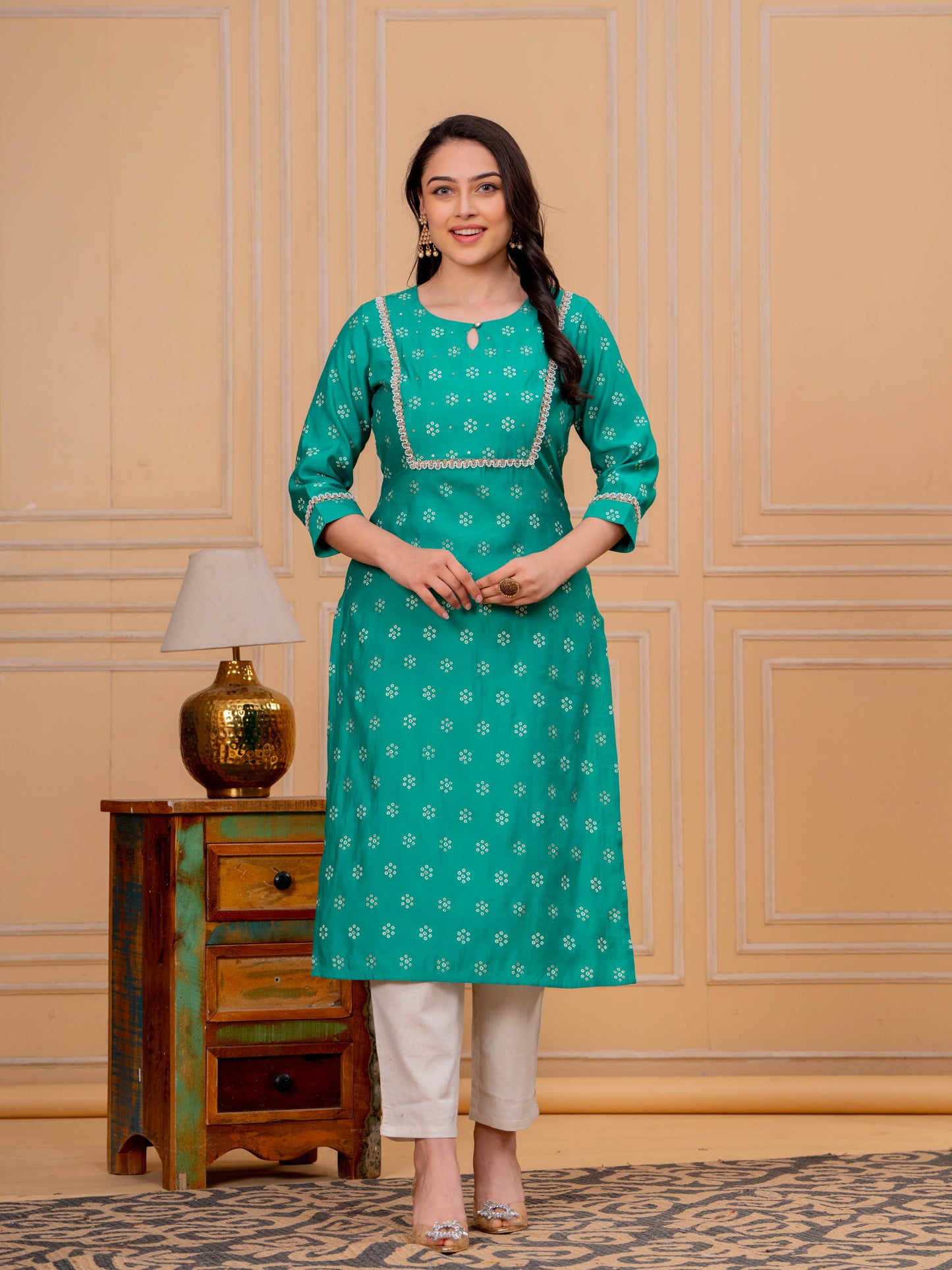 Embroidered Blended Silk Butti Straight Green Kurta
