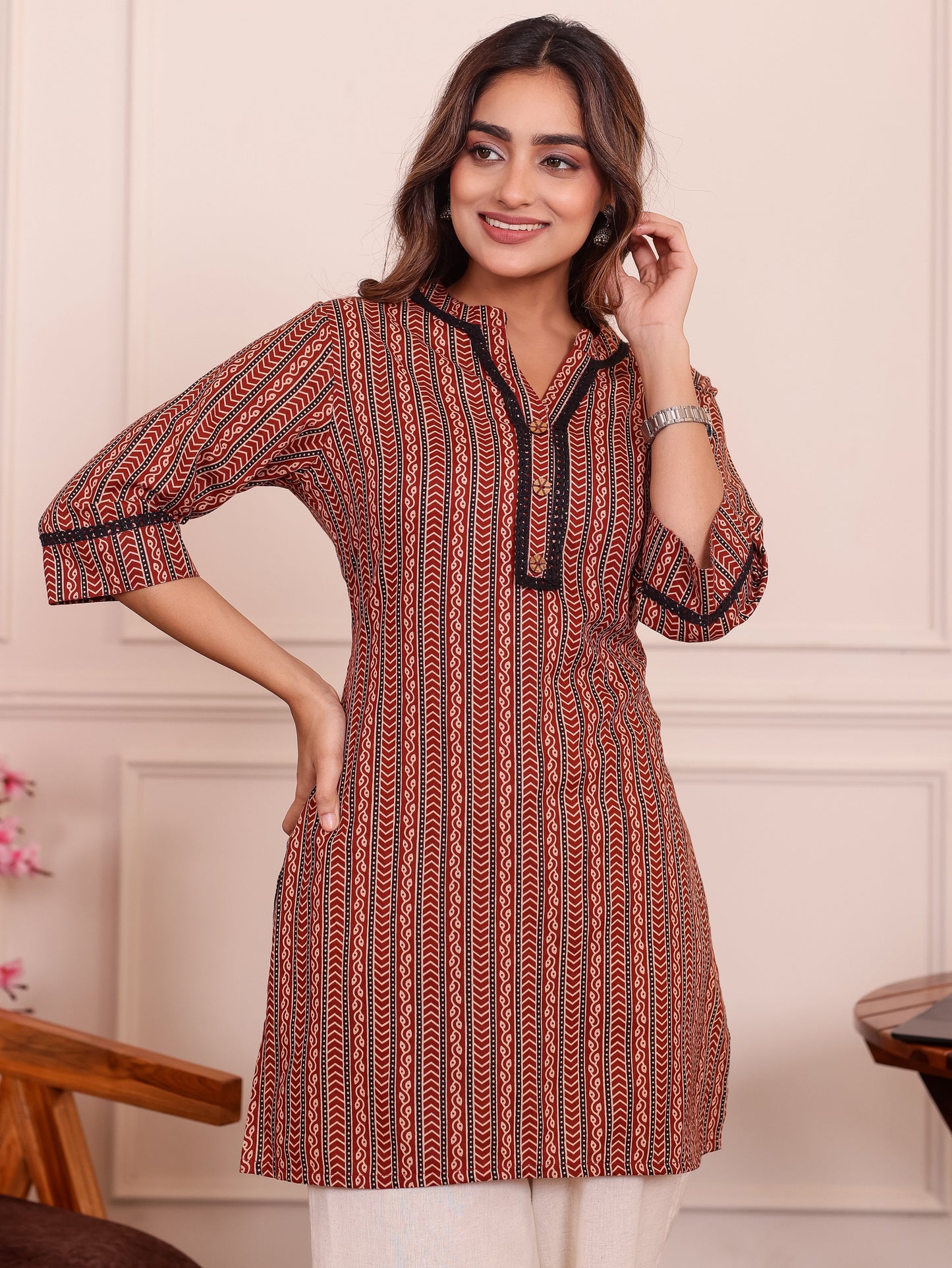 Soft Cotton Geometric Straight Maroon Kurta