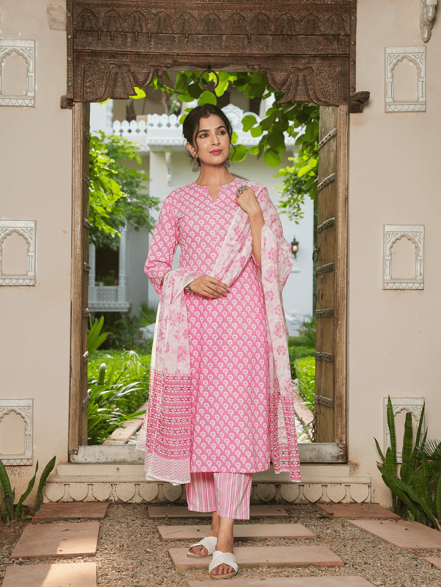 Soft Cotton Floral Straight Pink Kurta