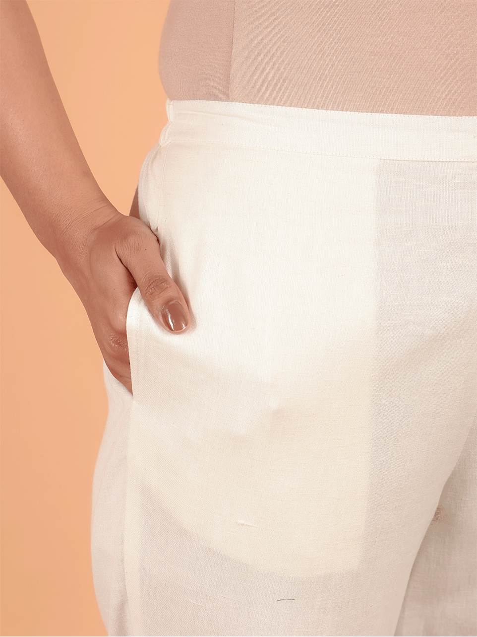 Linen Cotton Solid White Tapered Trousers
