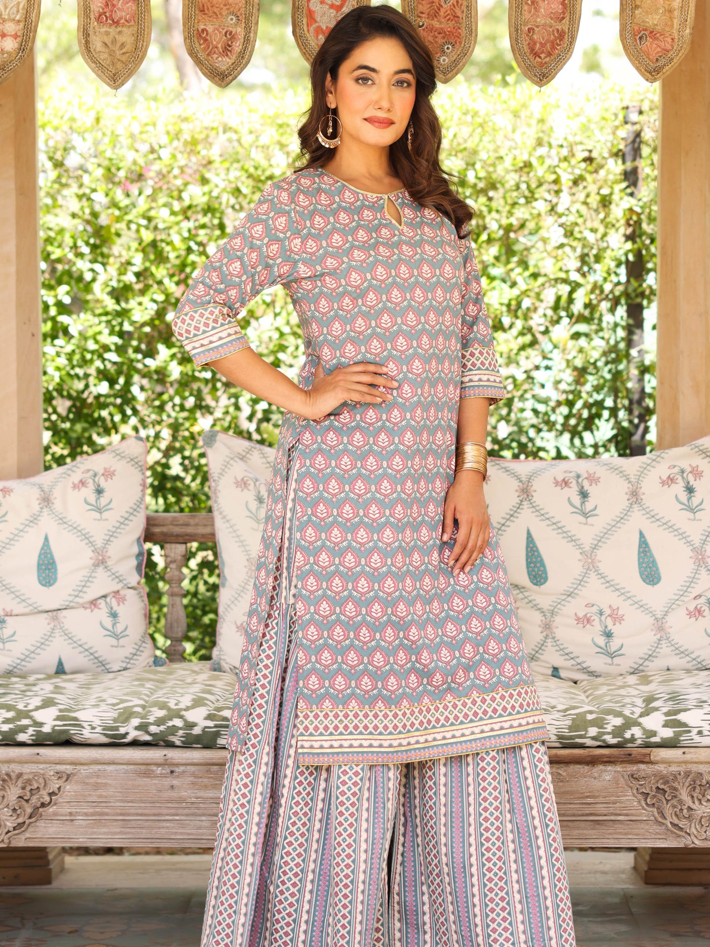 Embroidered Soft Cotton Geometric Straight Teal Kurta