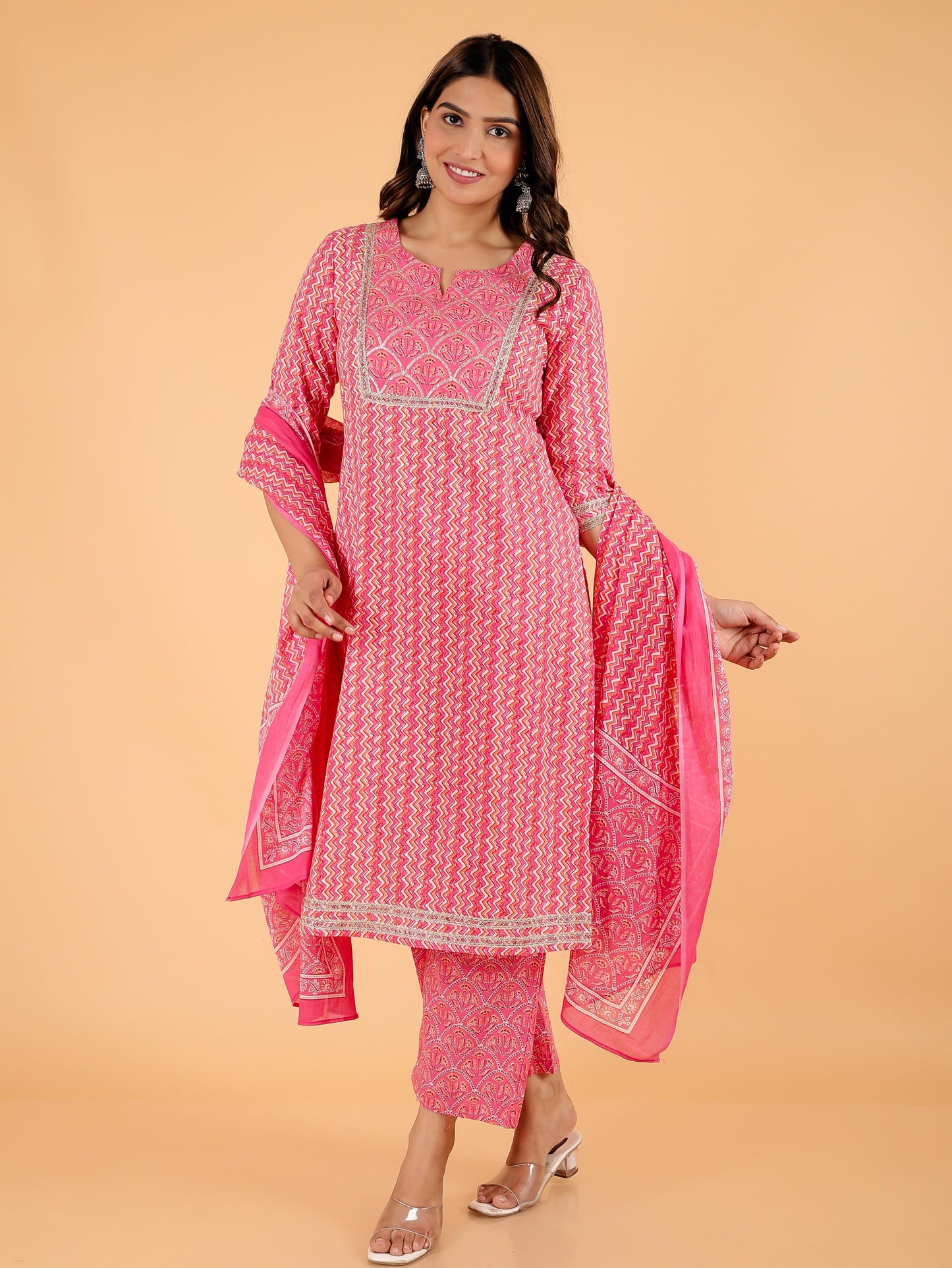 Soft Cotton Cheveron Pink Dupatta