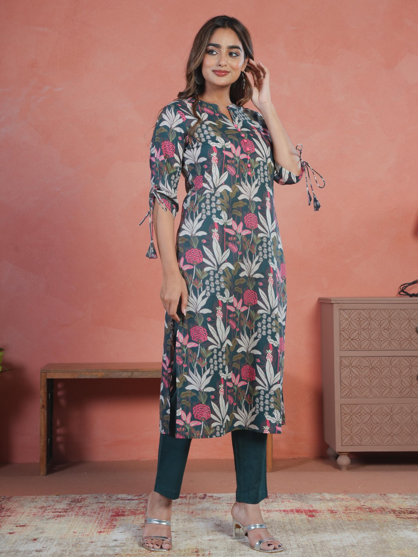 Soft Cotton Foliage Straight Green Kurta