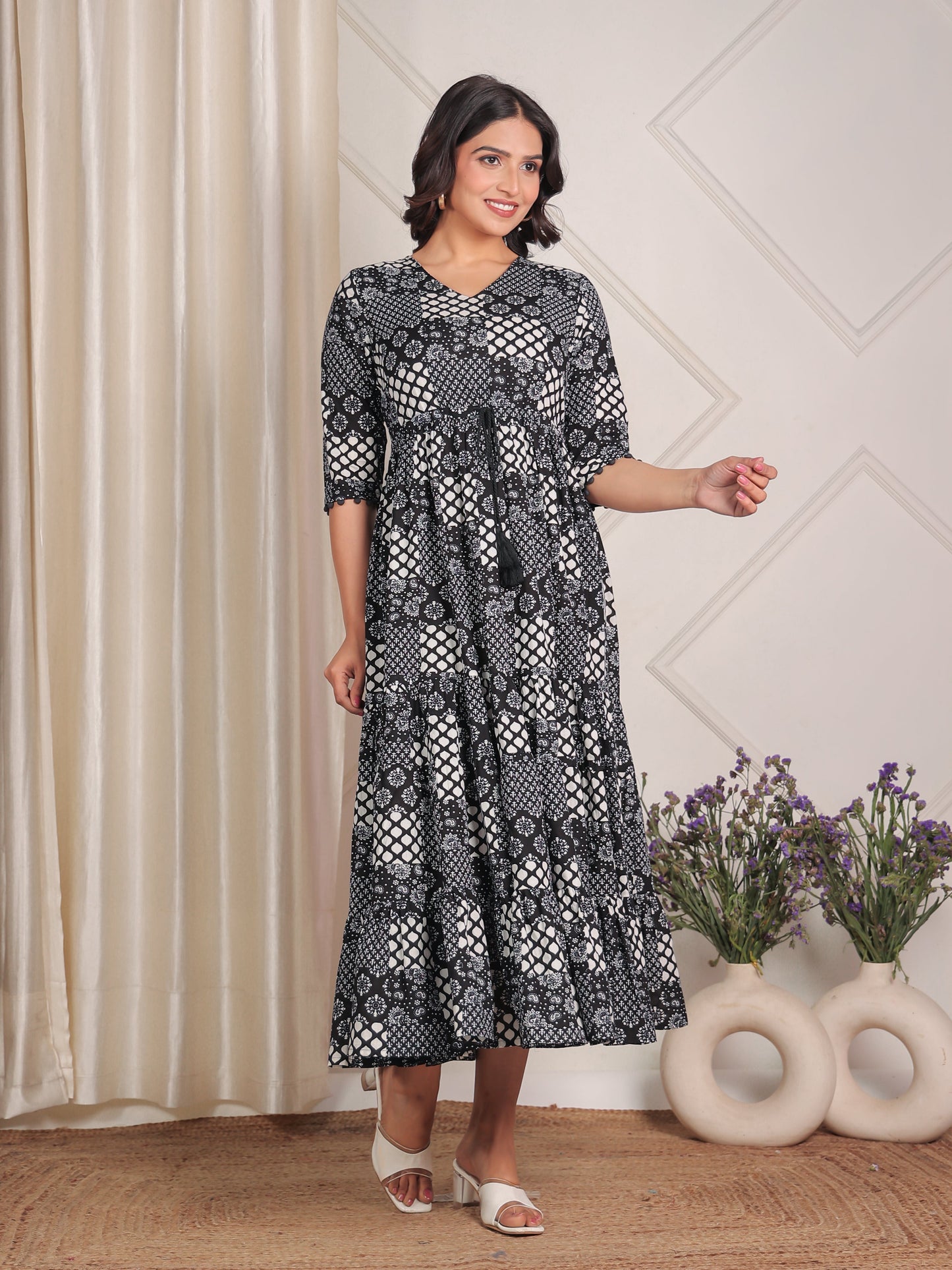 Soft Cotton Abstract Tiered Black Dress
