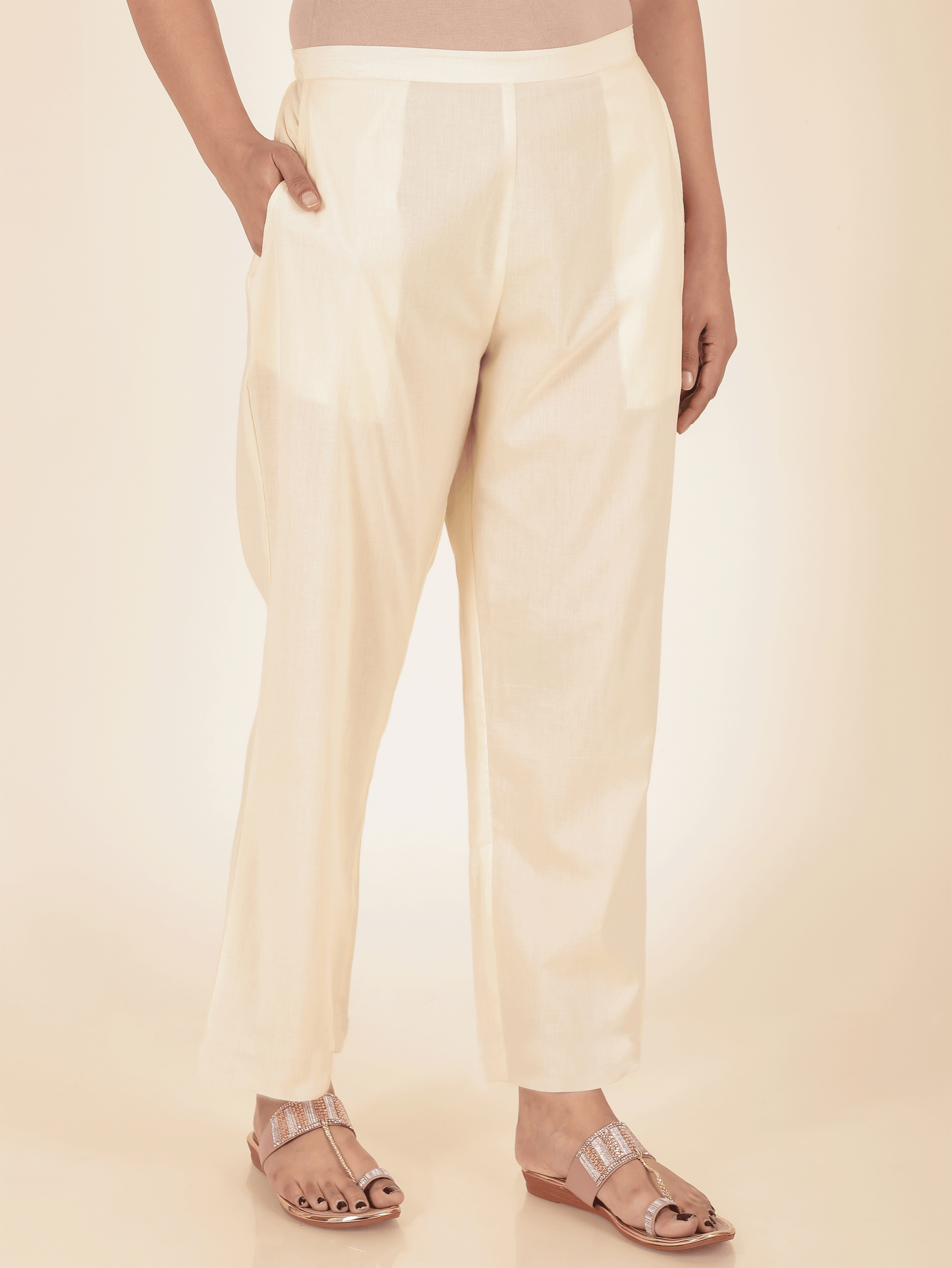 Soft Cotton Solid Cream Tapered Trousers