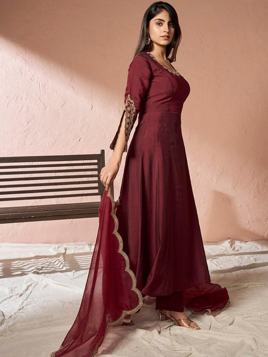 Inddus Ethnic Motifs Embroidered Pure Silk Kurta