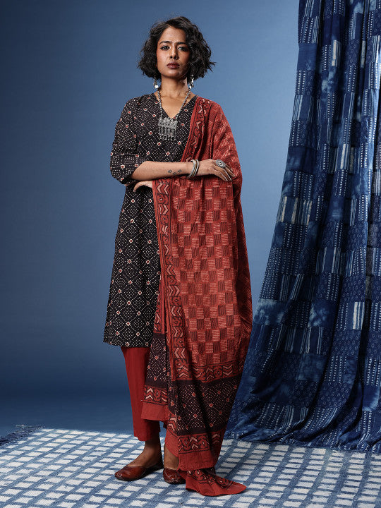 Taavi Ajrakh Geometric Printed Regular Kurta With Trousers & With Dupatta