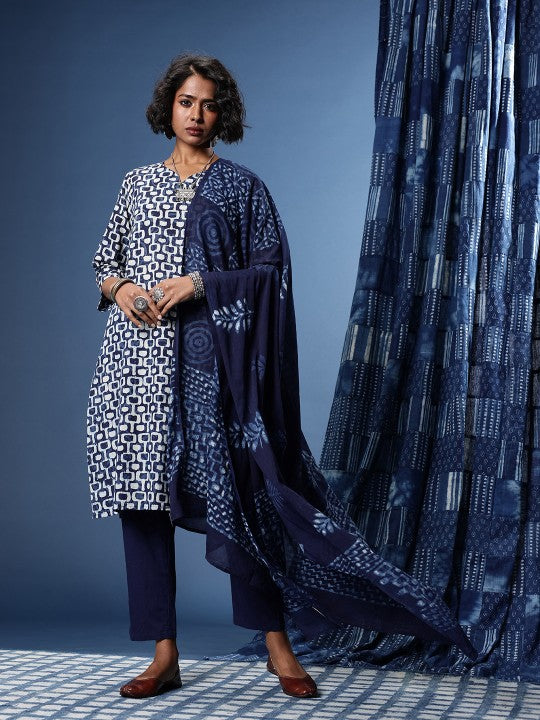 Taavi Indigo Geometric Printed Regular Kurta With Trousers & With Dupatta