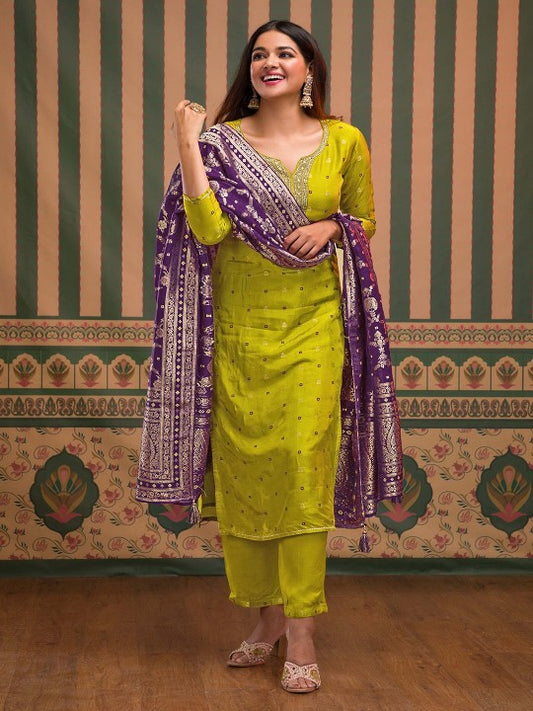 Trendmalls Ethnic Motifs Woven Design Sequinned Pure Silk Kurta