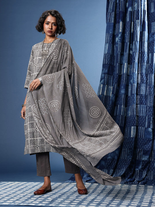 Taavi Geometric Printed Straight Kashish Indigo Kurta with Trousers & With Dupatta