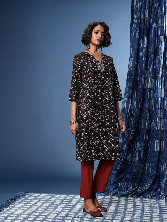 Taavi Ajrakh Geometric Printed Regular Kurta With Trousers & With Dupatta