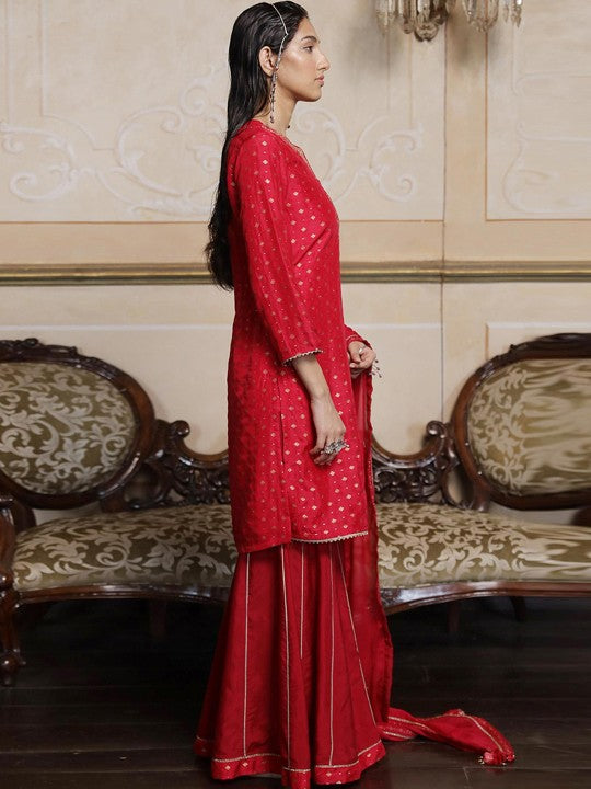 Ganga Women Regular Raw Silk Kurta