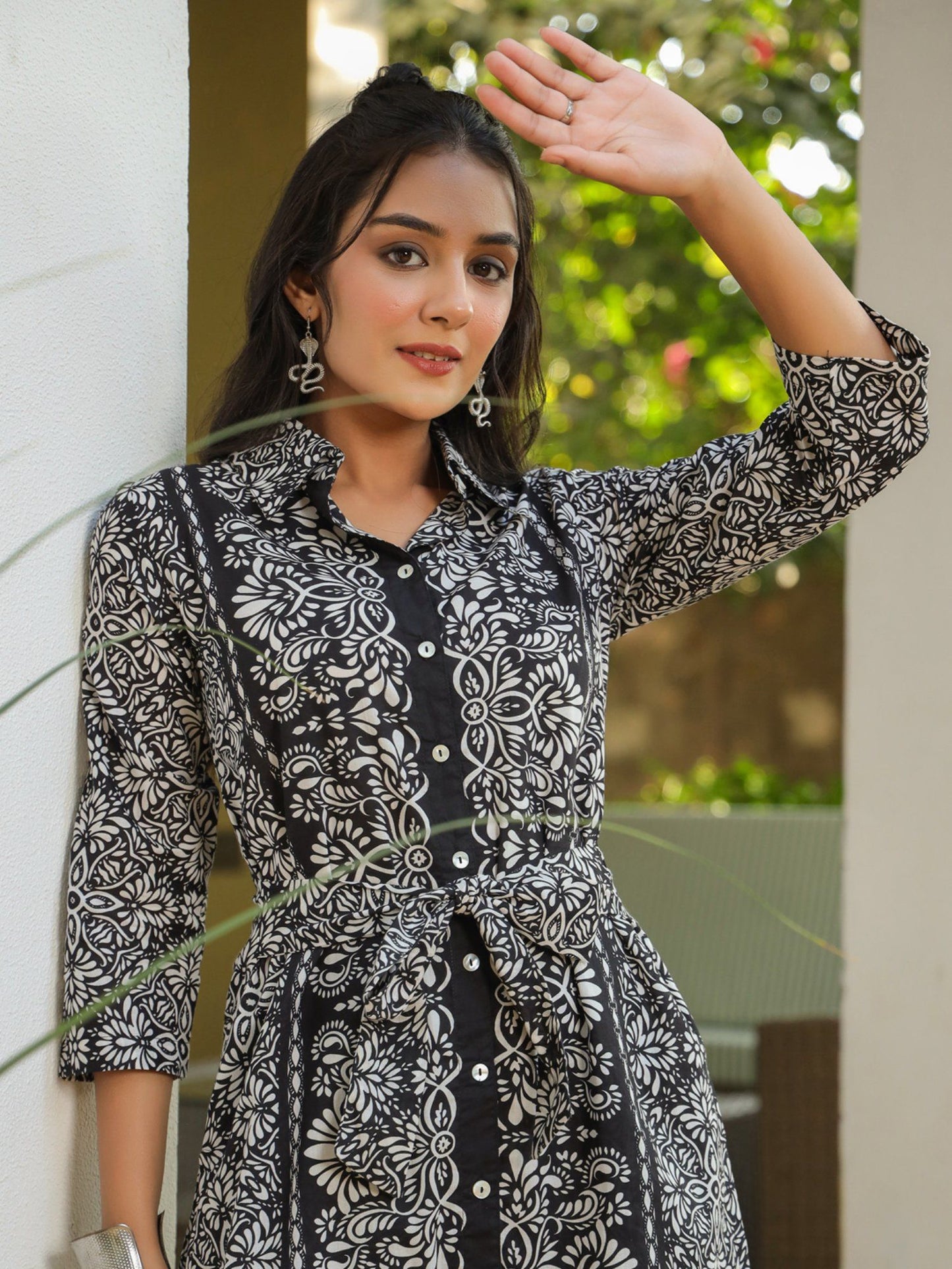 Women Black Floral Printed Pure Cotton Shirt with Trousers (Set of 2)