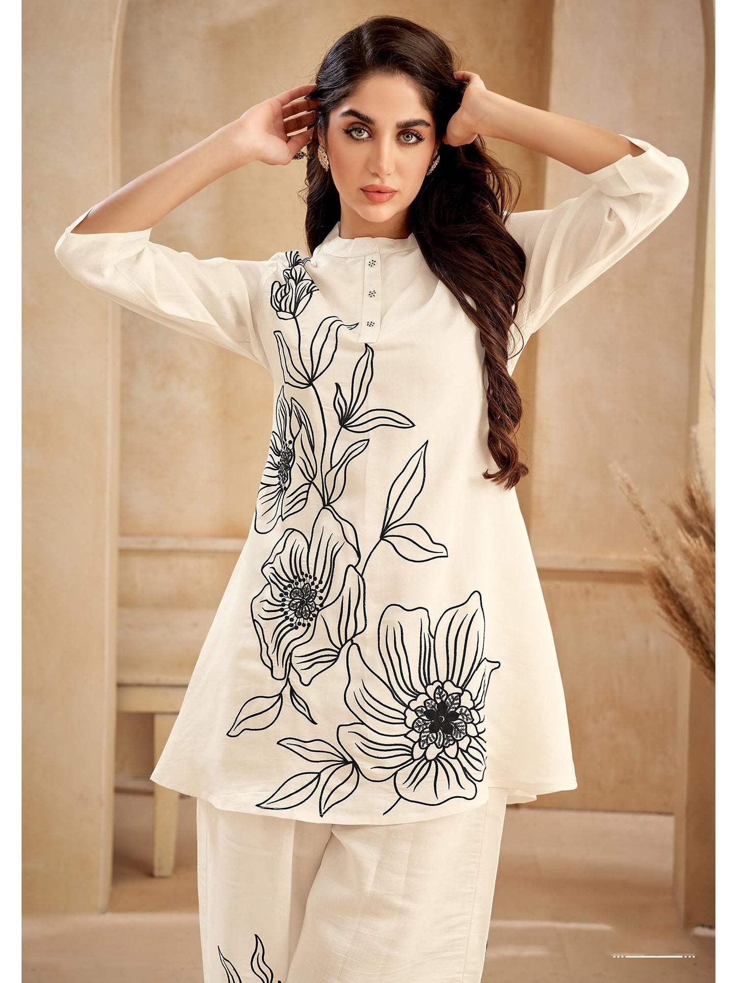 Asmi Frost Floral Embroidered Co-Ord (Set of 2)