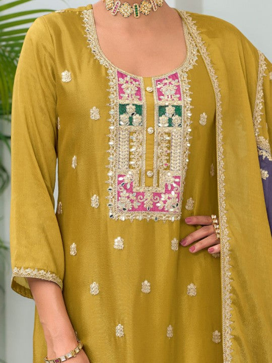 Indo Era Women Floral Embroidered Kurta