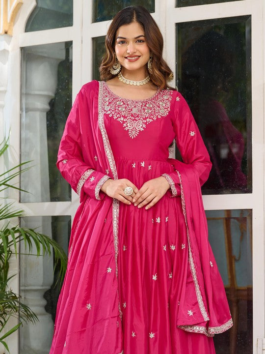 DIVASTRI Women Ethnic Motifs Embroidered Anarkali Pleated Kurta