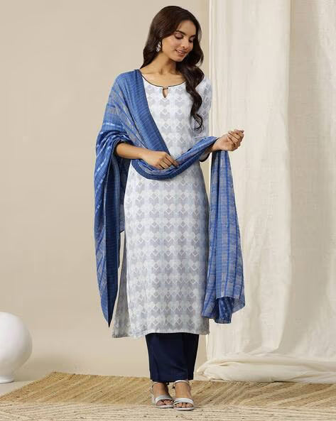 Women Geometric Print Straight Kurta with Palazzos & Dupatta