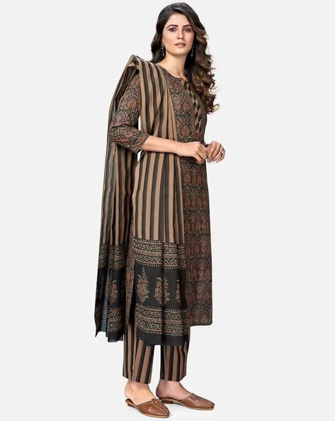 Women Floral Print Straight Kurta Set