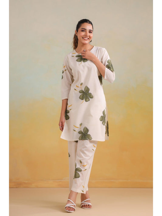 Womens White Floral Stylish &amp; Comfortable Co-Ord Set