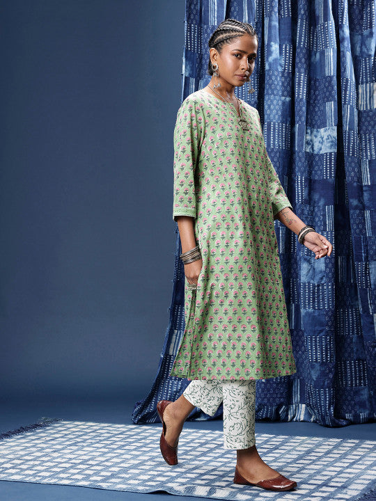 Taavi Floral Printed Regular Pure Cotton Block Print Legacy Kurta with Trousers & Dupatta