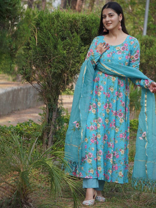 Bahe Kurtiz Women Floral Printed Cotton Kurti with Trousers & Dupatta